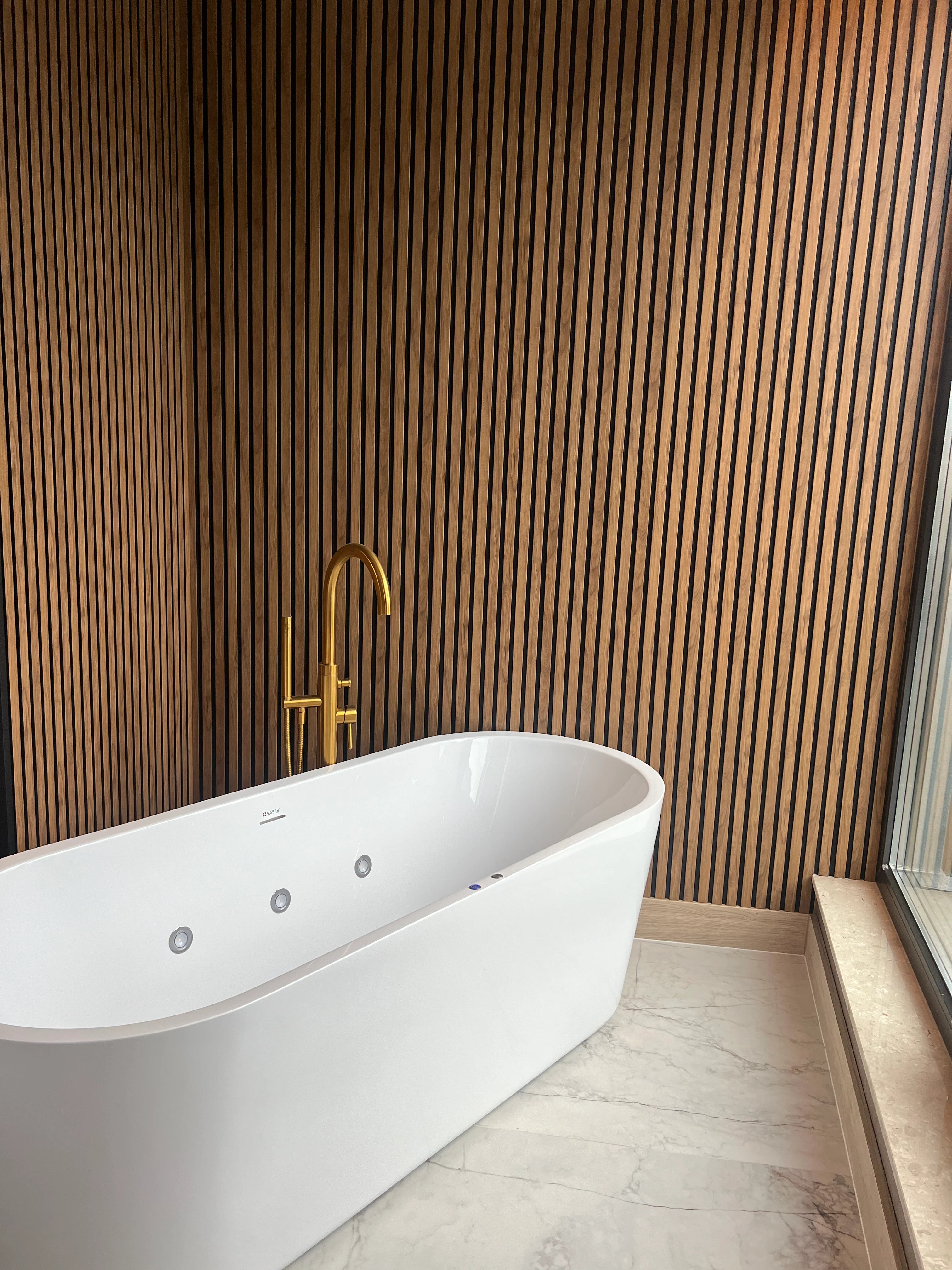 wandpaneel_winkel_badkamer_14.webp