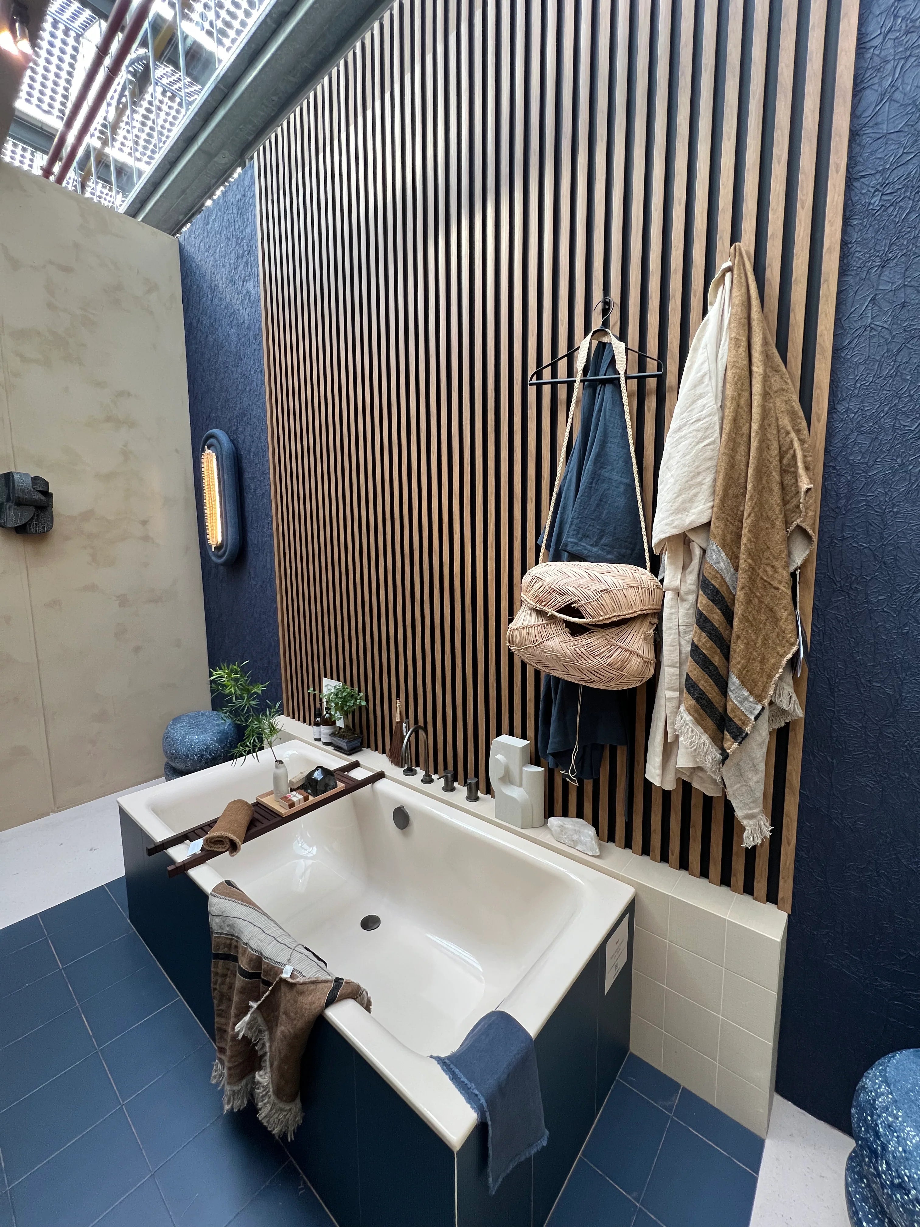 wandpaneel_winkel_badkamer_19.webp